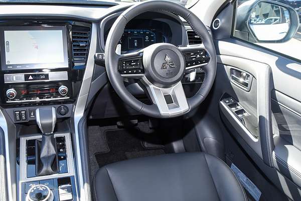 2025 Mitsubishi Pajero Sport Exceed QG