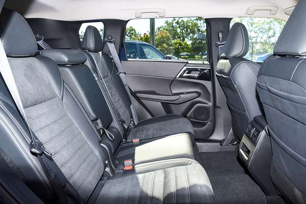 2024 Mitsubishi Outlander Aspire ZM