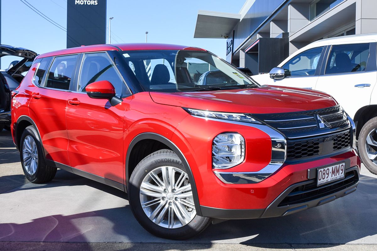 2024 Mitsubishi Outlander ES ZM