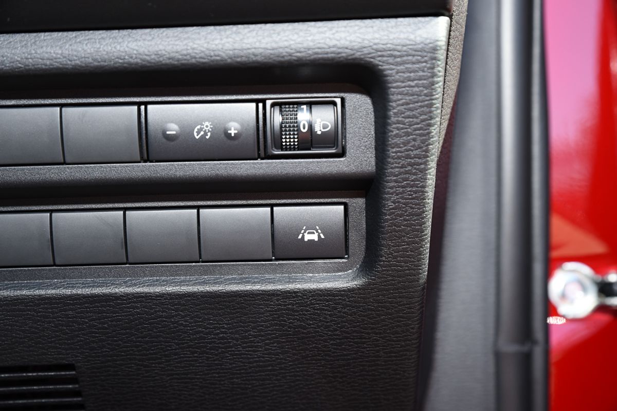 2024 Mitsubishi Outlander ES ZM