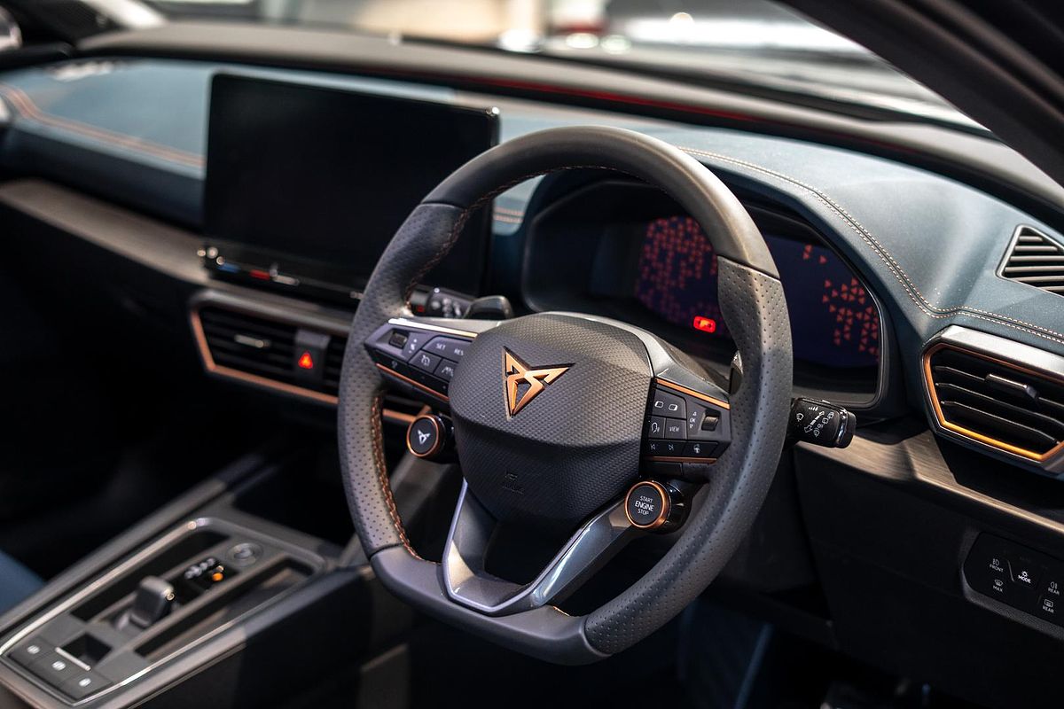 2024 CUPRA Leon VZx KL