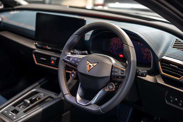 2024 CUPRA Leon VZx KL