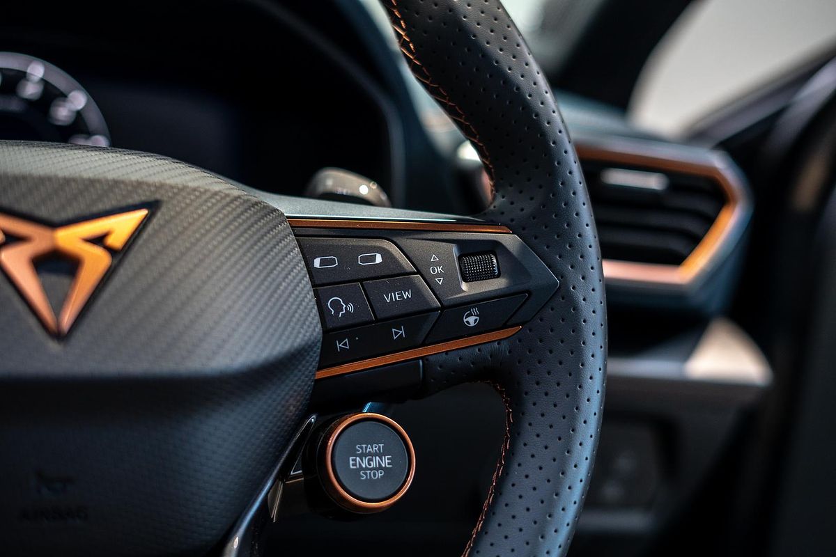 2024 CUPRA Leon VZx KL