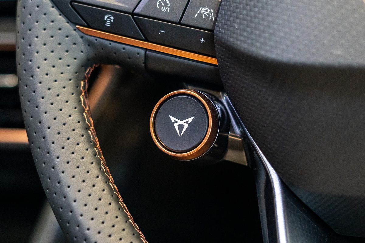 2024 CUPRA Leon VZx KL