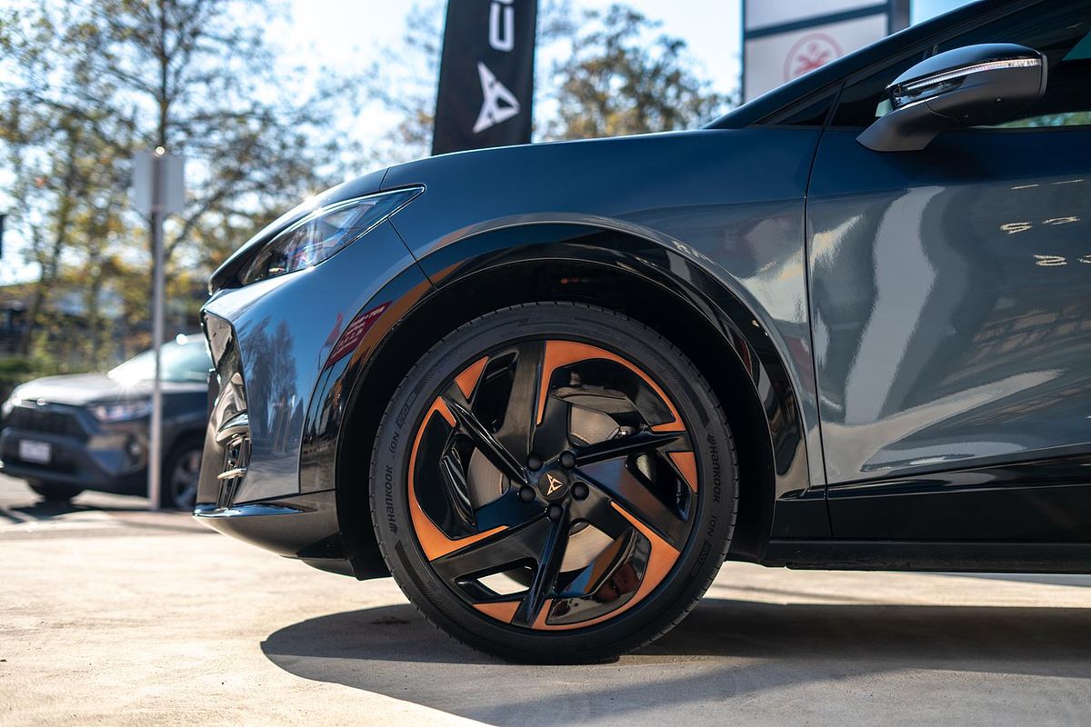 2024 CUPRA Tavascan VZ KR