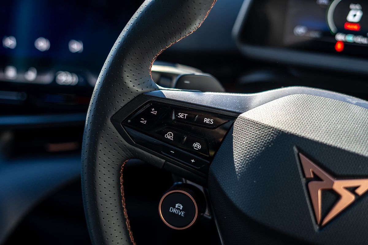 2024 CUPRA Tavascan VZ KR