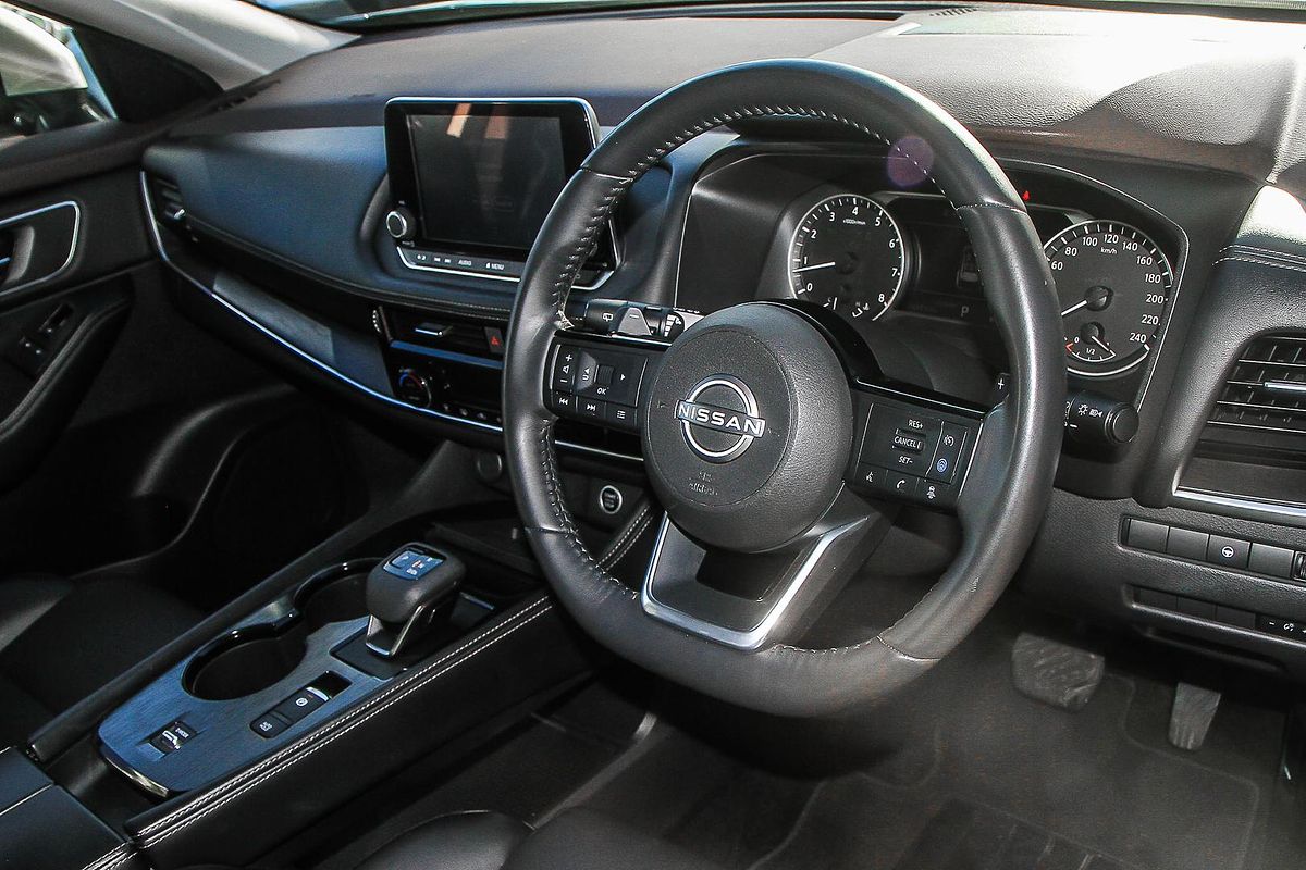 2023 Nissan X-TRAIL ST-L T33