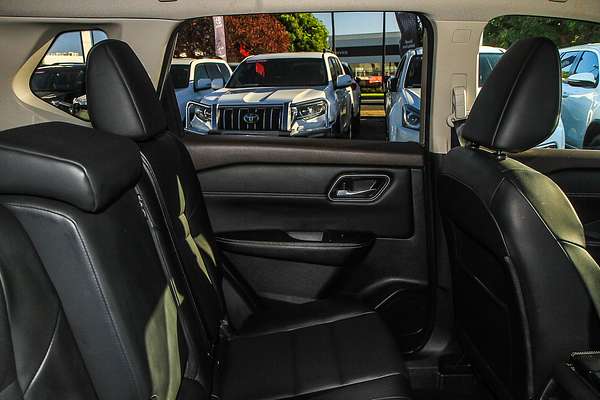 2023 Nissan X-TRAIL ST-L T33