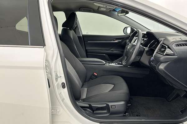 2019 Toyota Camry Ascent AXVH71R