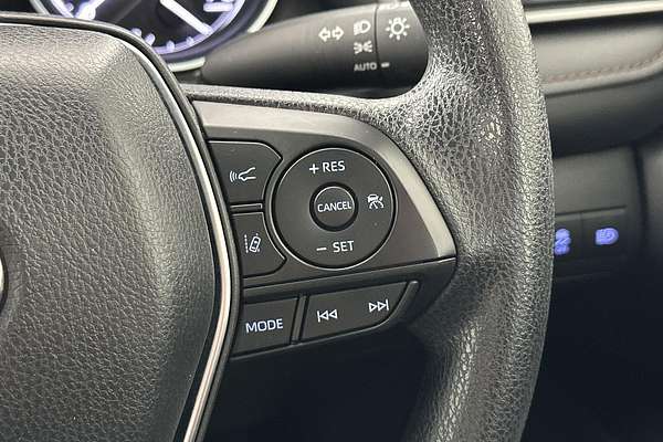 2019 Toyota Camry Ascent AXVH71R