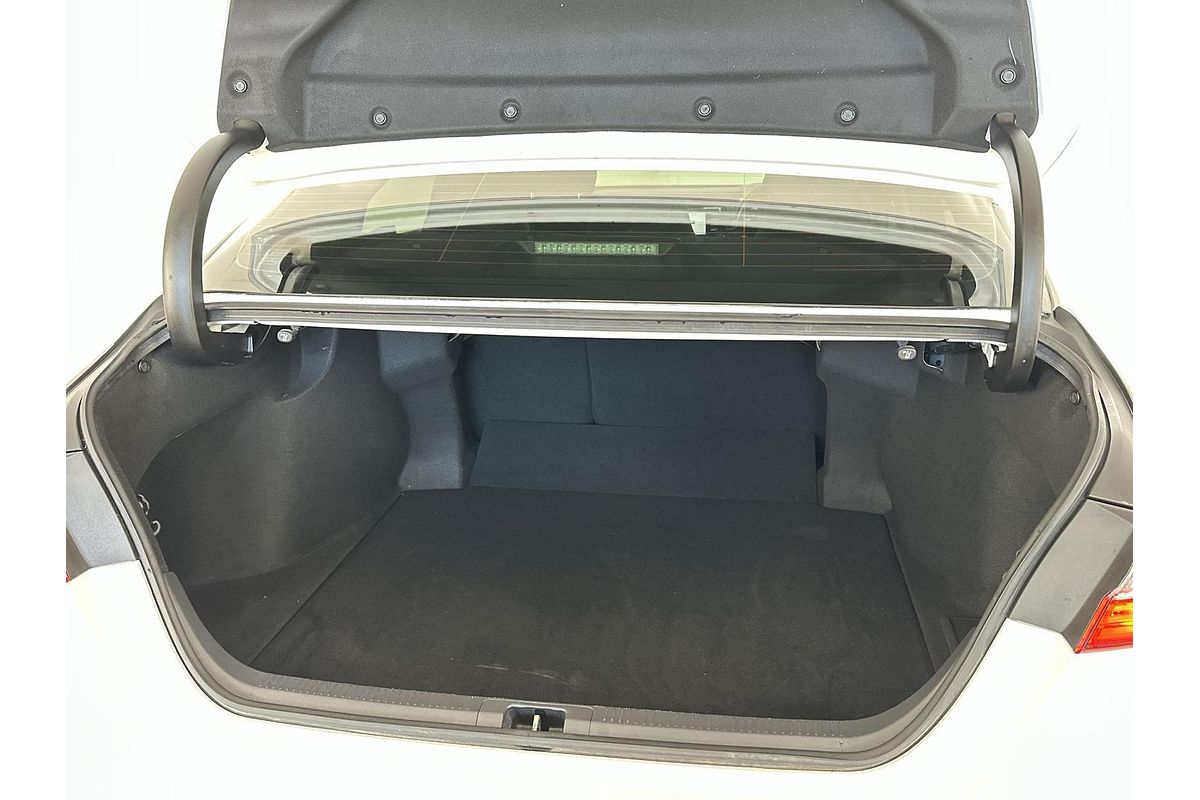 2019 Toyota Camry Ascent AXVH71R