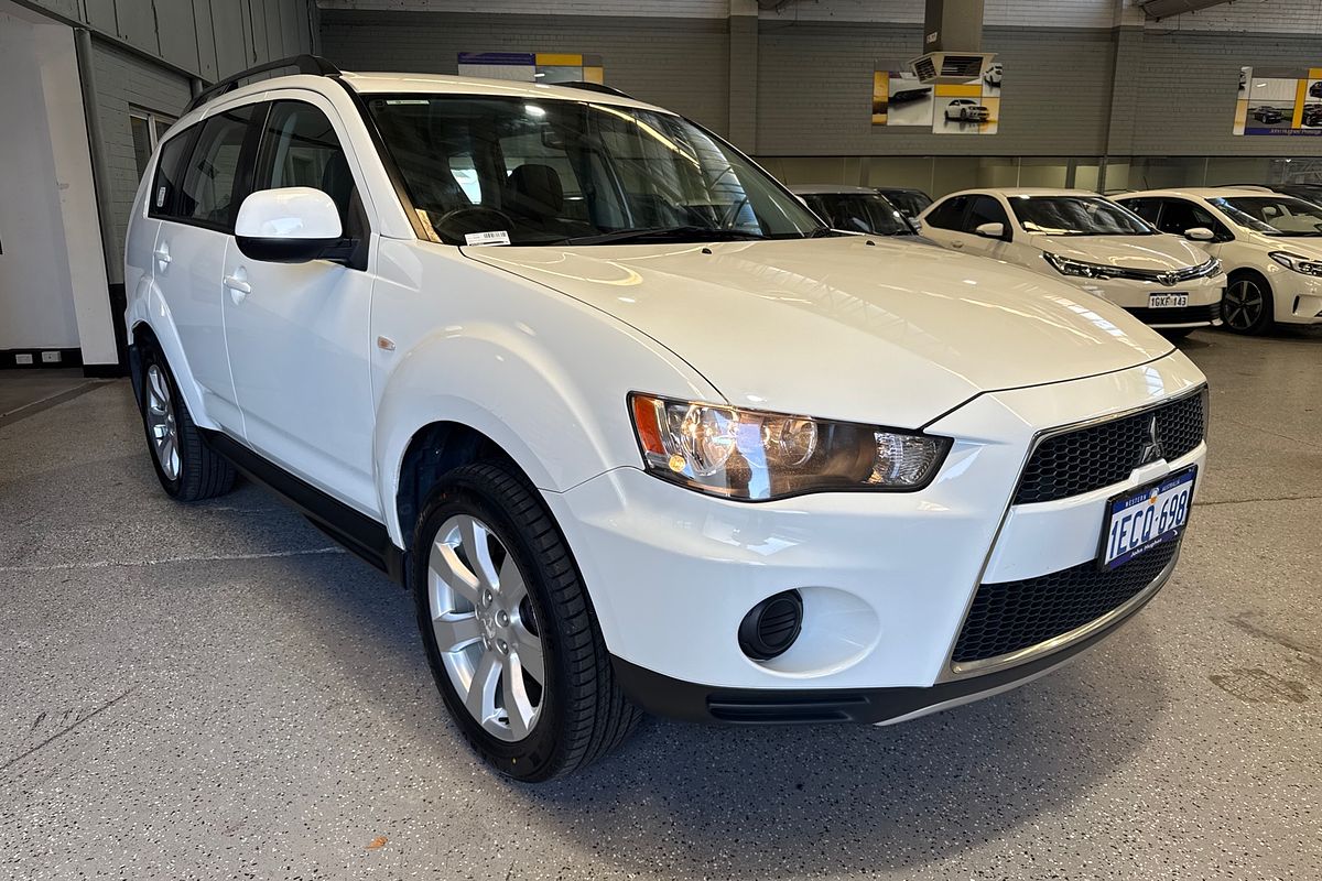 2012 Mitsubishi Outlander LS ZH