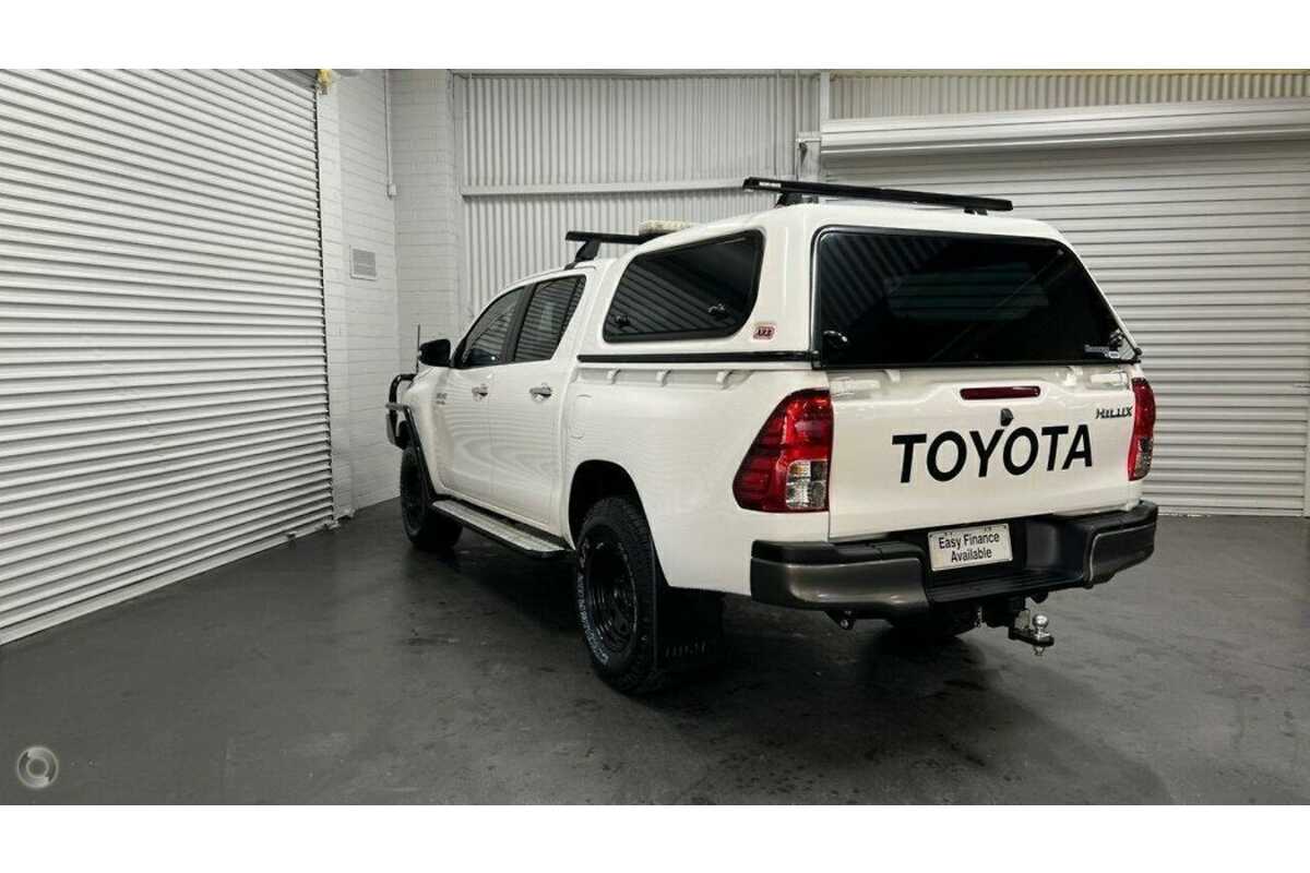 2016 Toyota Hilux SR Double Cab GUN126R