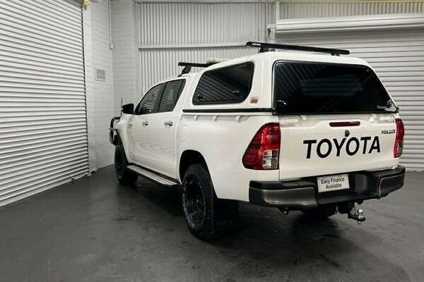 2016 Toyota Hilux SR Double Cab GUN126R