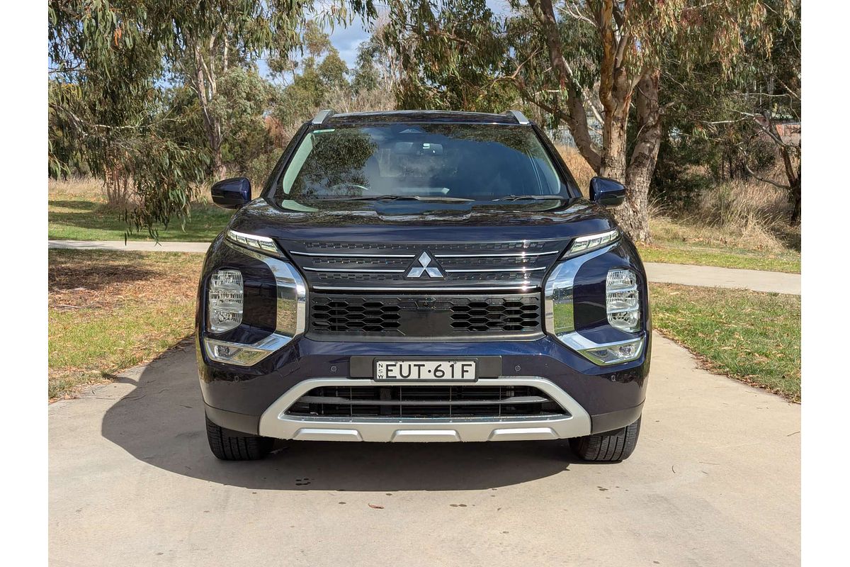 2022 Mitsubishi Outlander LS ZM