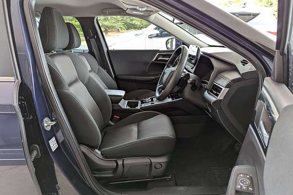 2022 Mitsubishi Outlander LS ZM