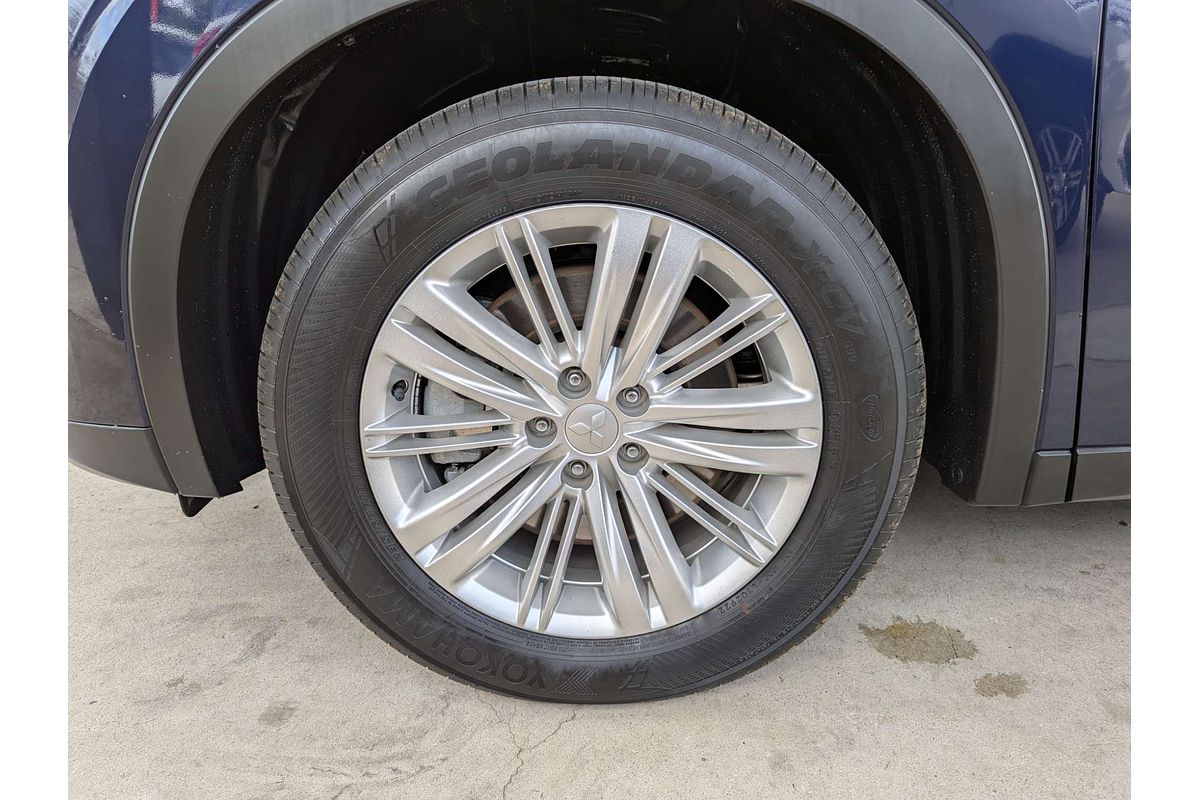 2022 Mitsubishi Outlander LS ZM