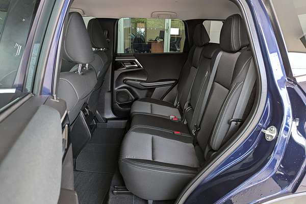 2022 Mitsubishi Outlander LS ZM