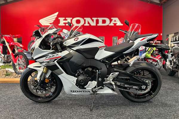 2025 Honda CBR1000RR