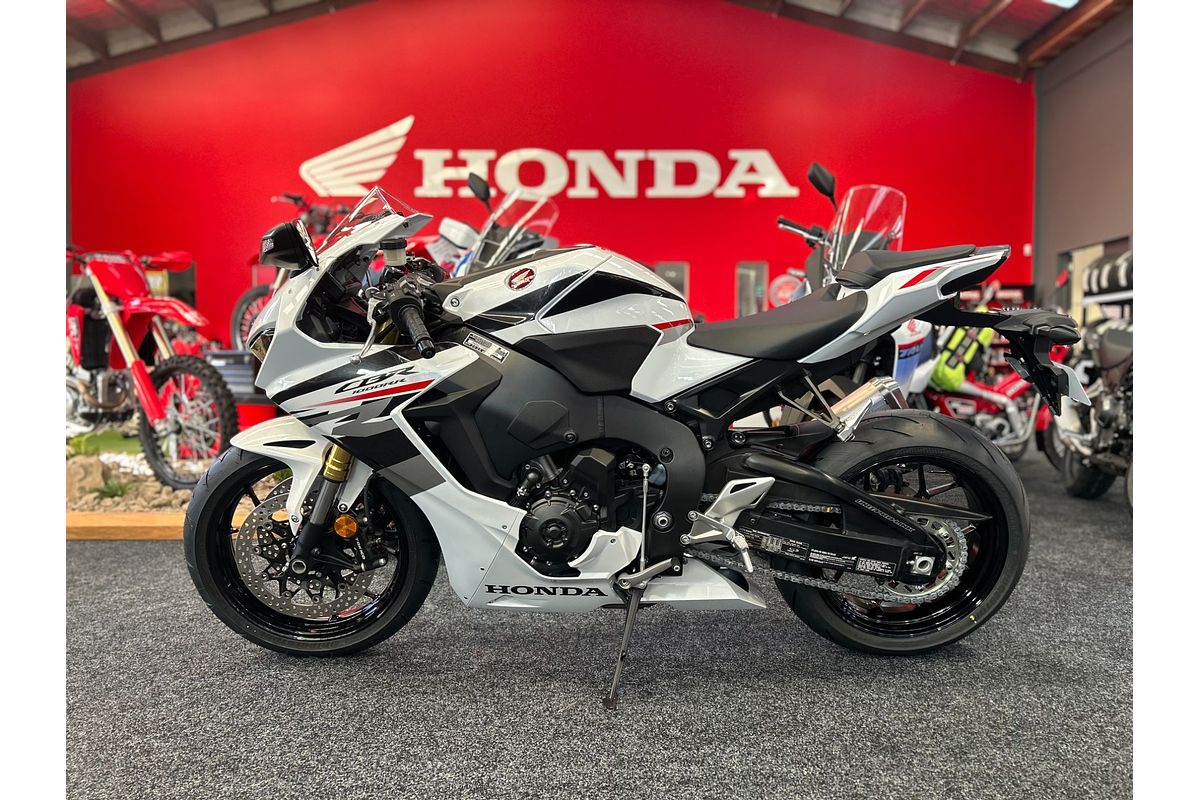 2025 Honda CBR1000RR