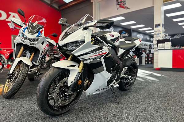 2025 Honda CBR1000RR