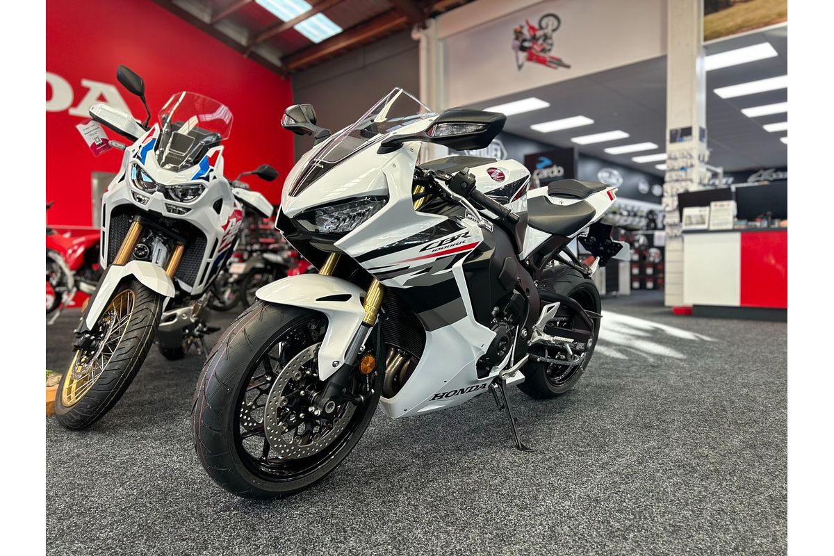 2025 Honda CBR1000RR