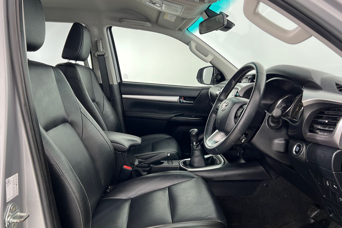 2021 Toyota Hilux SR5 GUN126R 4X4