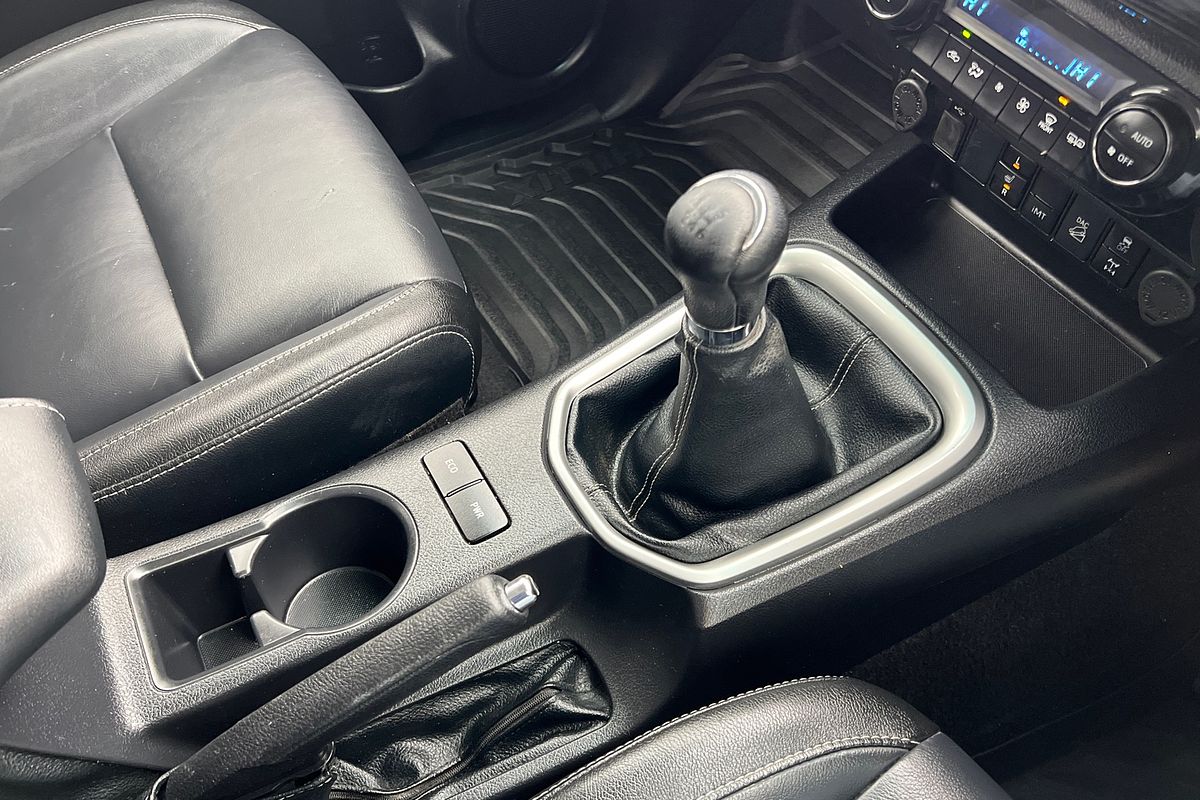 2021 Toyota Hilux SR5 GUN126R 4X4
