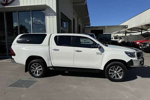 2019 Toyota HILUX SR5 DUAL CAB GUN126R