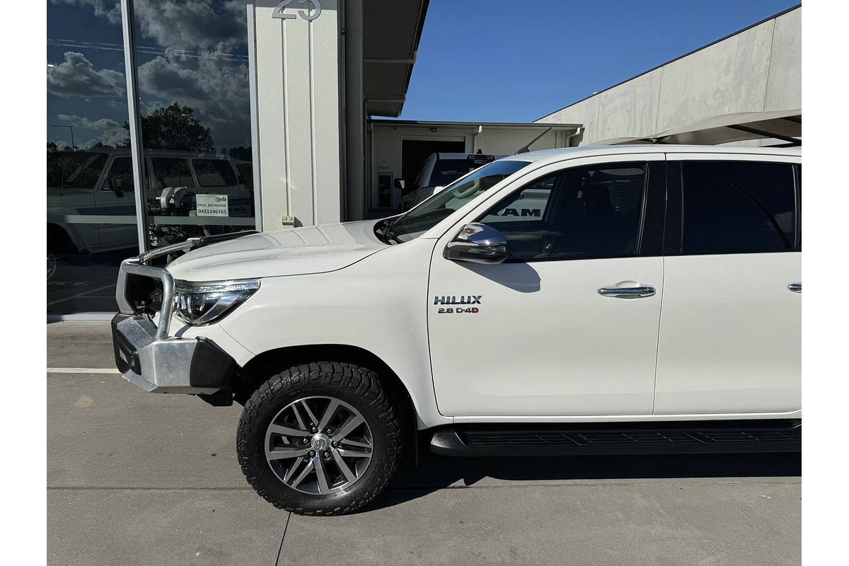 2019 Toyota HILUX SR5 DUAL CAB GUN126R