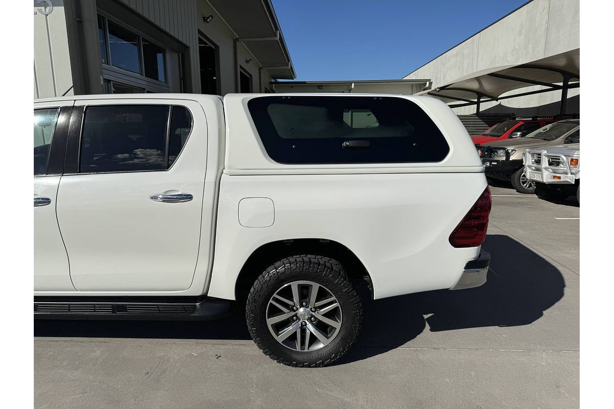 2019 Toyota HILUX SR5 DUAL CAB GUN126R