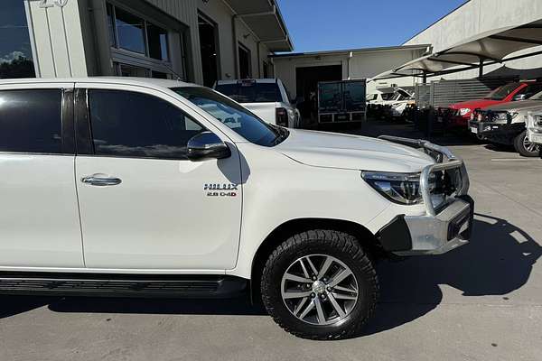 2019 Toyota HILUX SR5 DUAL CAB GUN126R