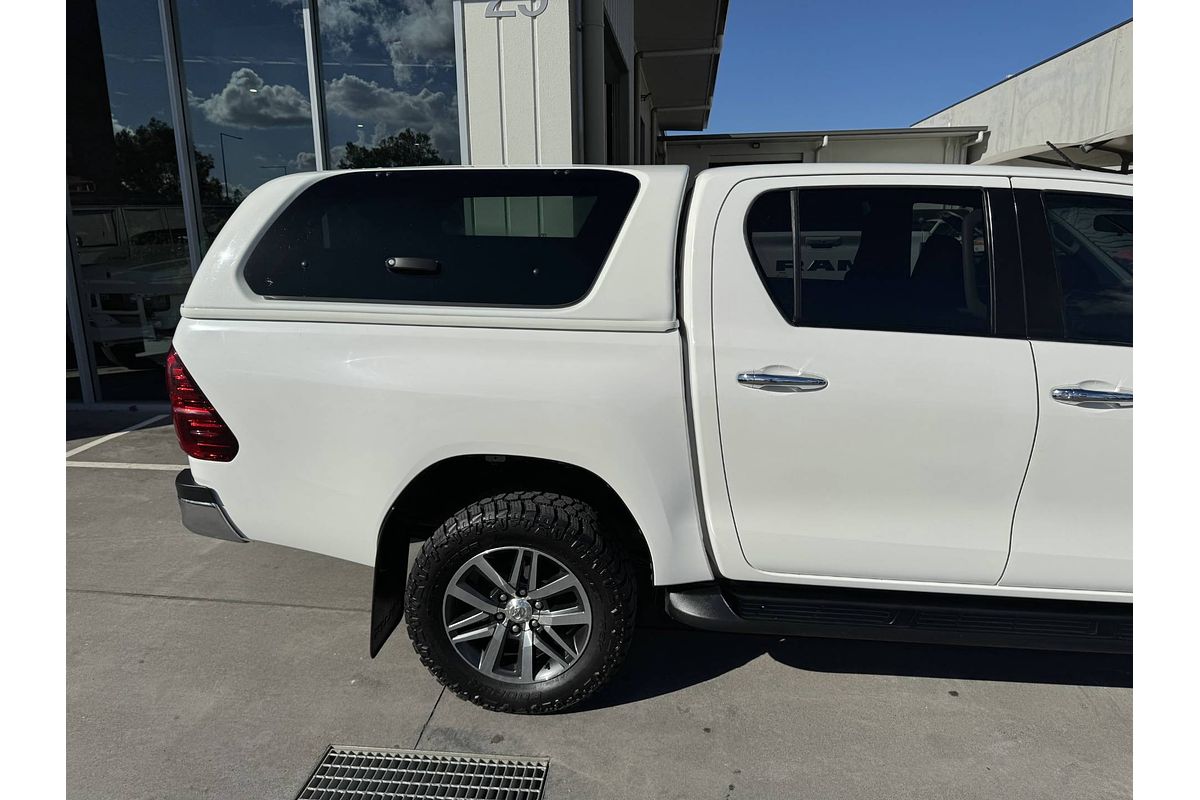 2019 Toyota HILUX SR5 DUAL CAB GUN126R