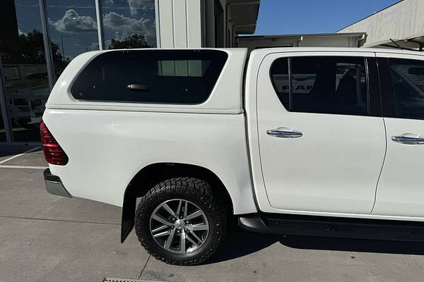 2019 Toyota HILUX SR5 DUAL CAB GUN126R