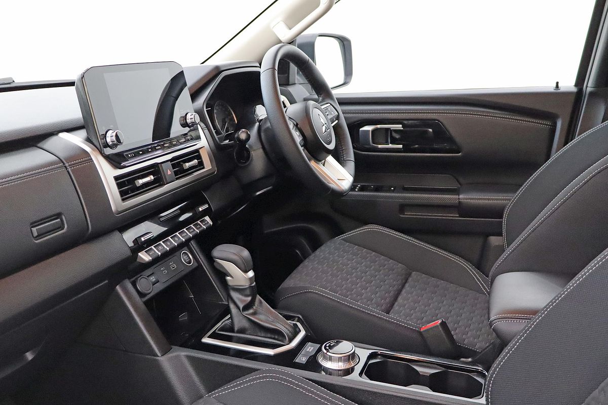 2024 Mitsubishi Triton GLS MV 4X4