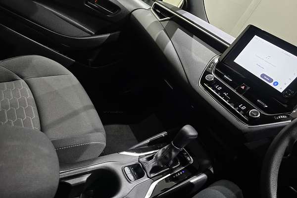 2024 Toyota Corolla Ascent Sport Hybrid ZWE219R