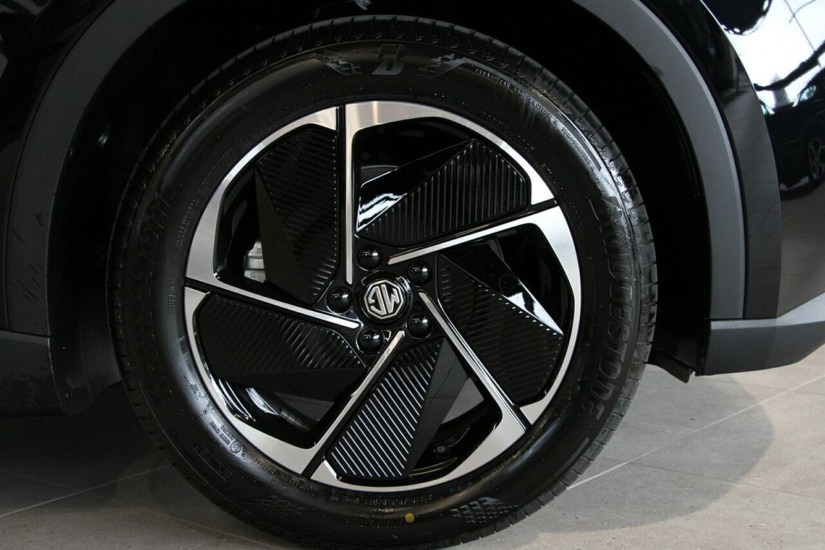 2025 MG MGS5 EV Essence 62 ZS3EM