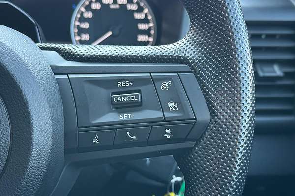 2024 Mitsubishi Triton GLX+ MV 4X4