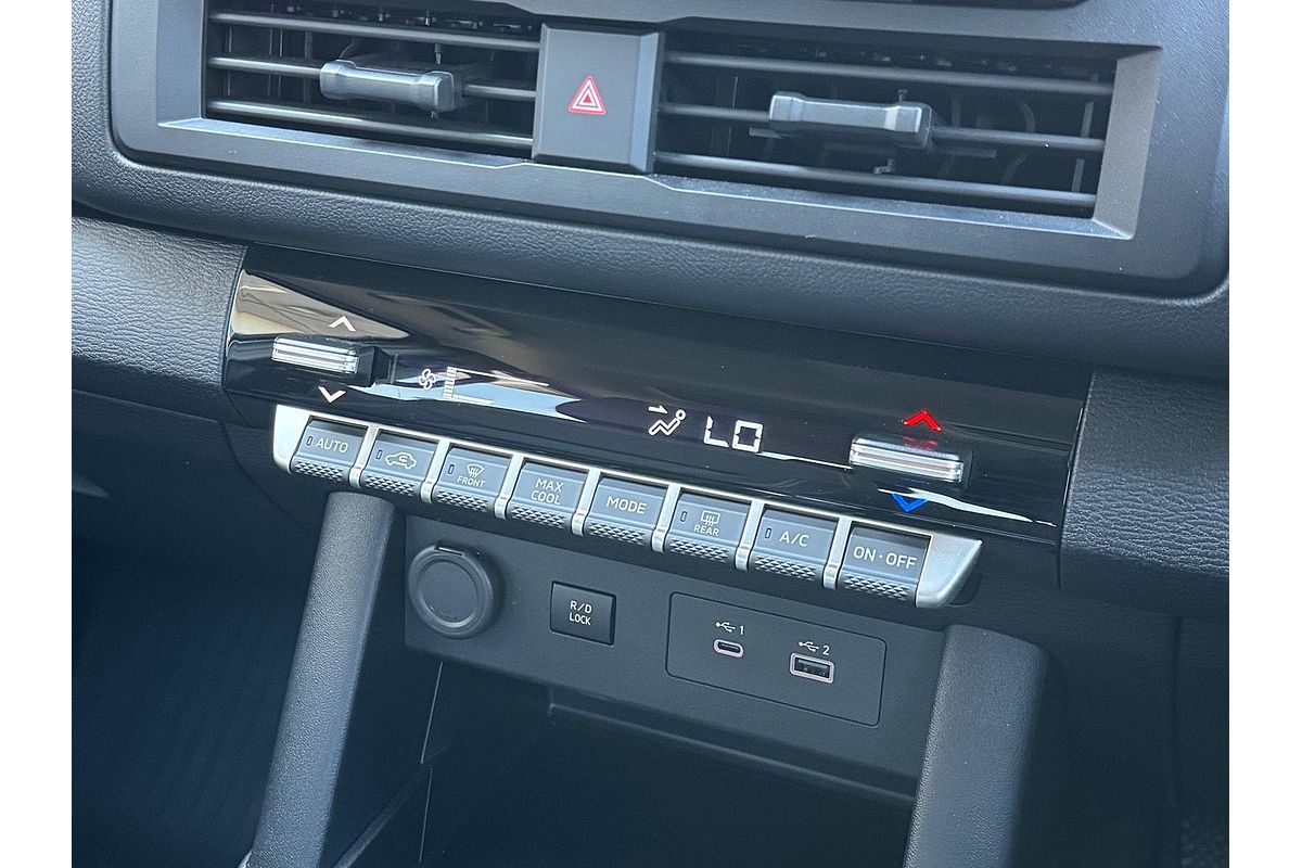 2024 Mitsubishi Triton GLX+ MV 4X4
