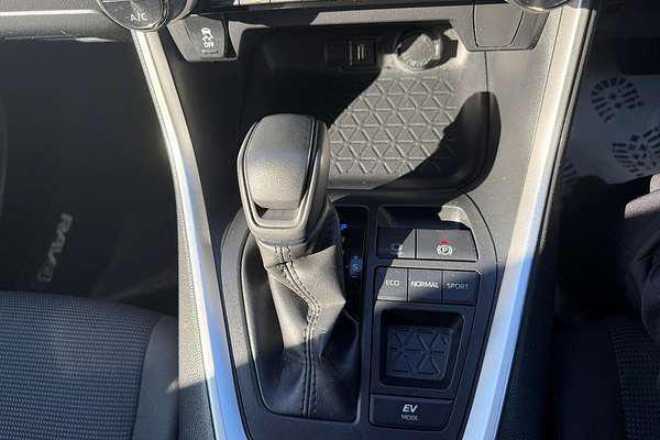 2020 Toyota RAV4 GX AXAH52R