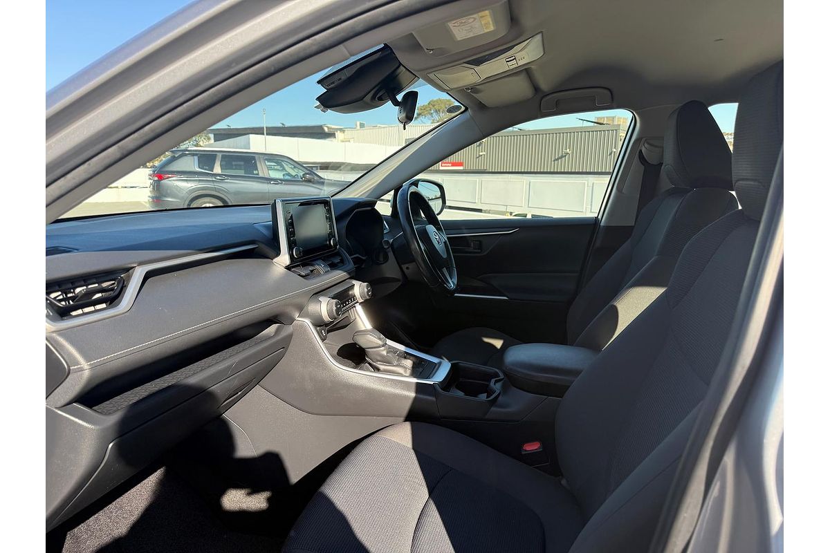 2020 Toyota RAV4 GX AXAH52R