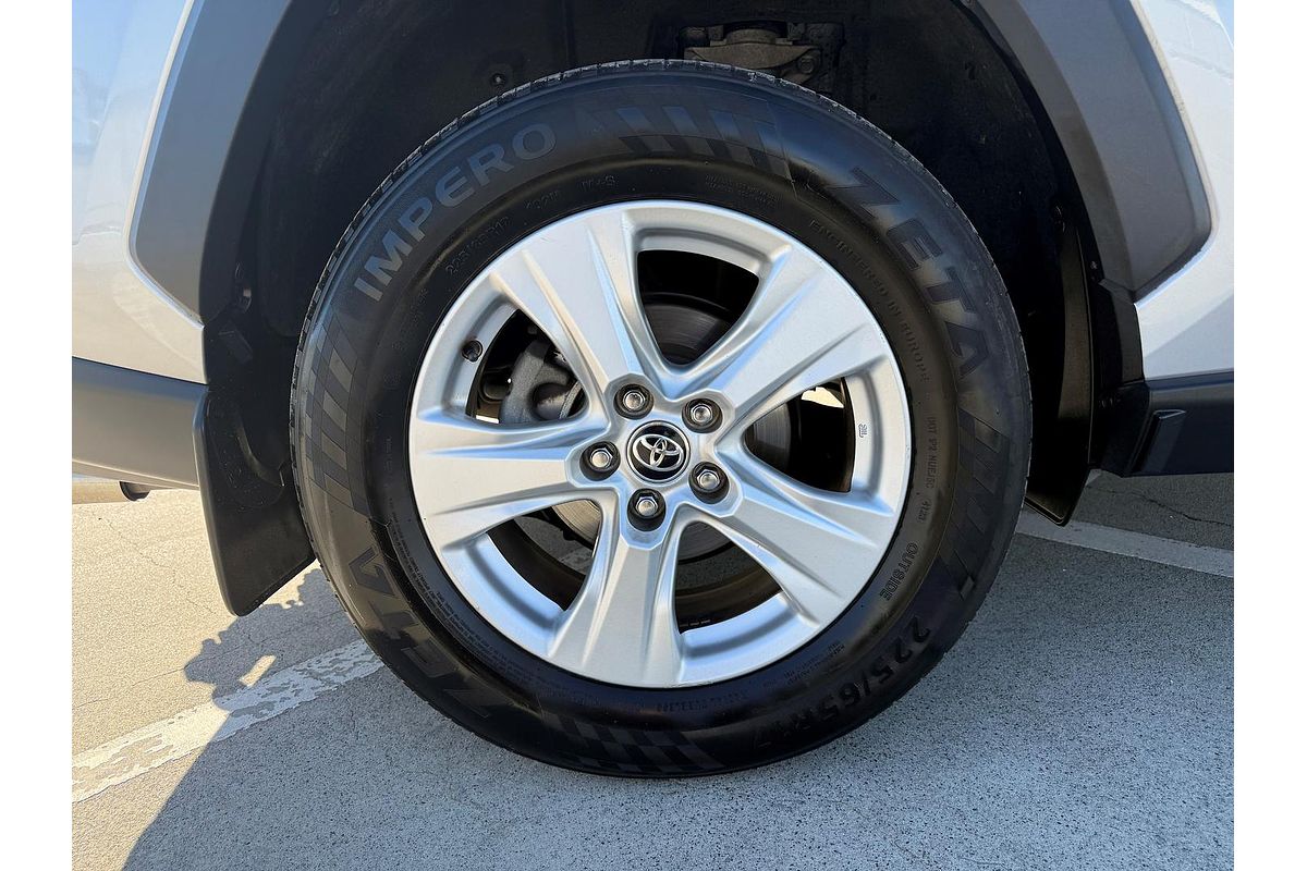 2020 Toyota RAV4 GX AXAH52R