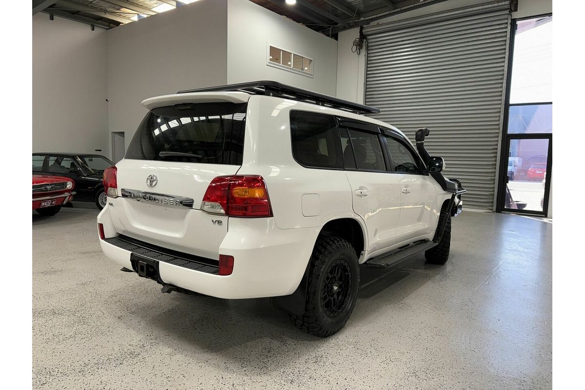 2012 Toyota Landcruiser GXL VDJ200R