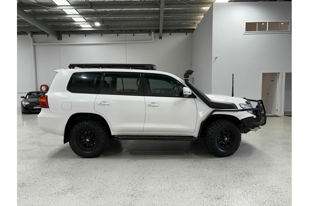 2012 Toyota Landcruiser GXL VDJ200R