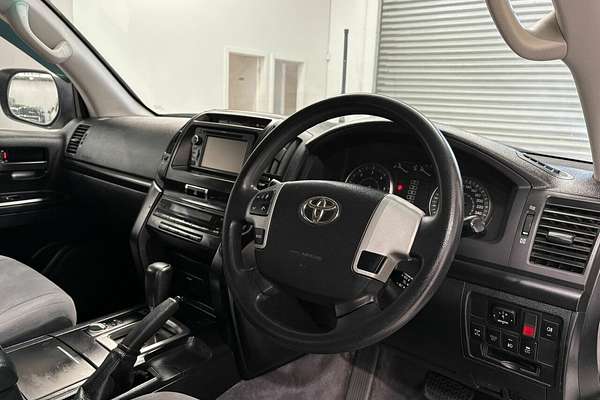 2012 Toyota Landcruiser GXL VDJ200R