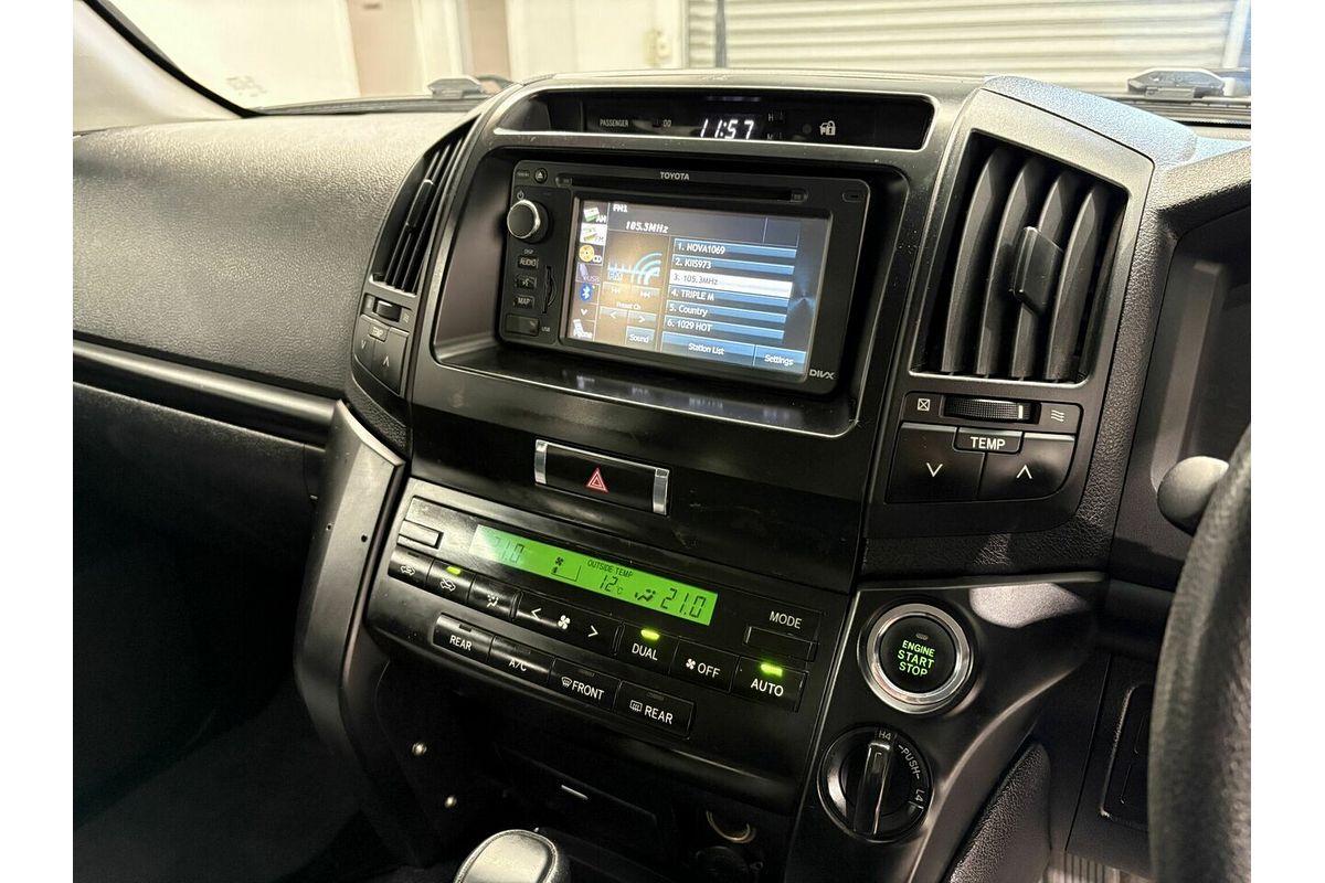 2012 Toyota Landcruiser GXL VDJ200R