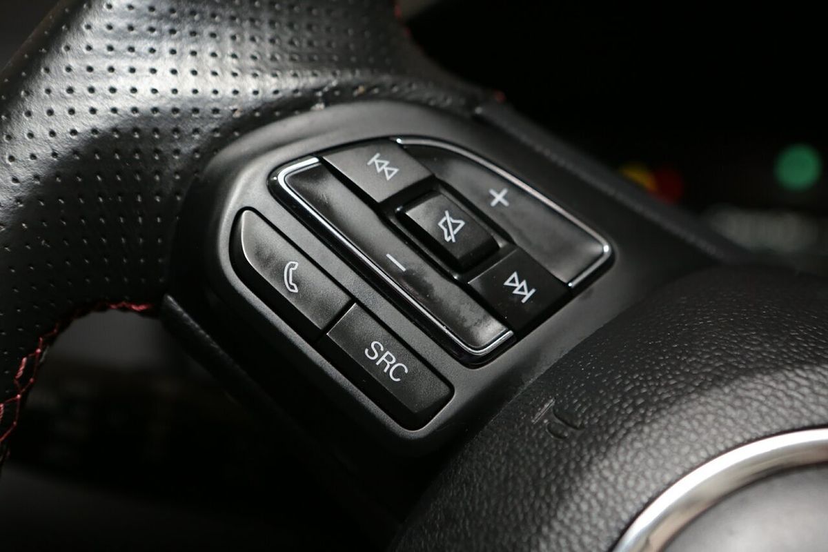 2021 MG HS PHEV Essence SAS23