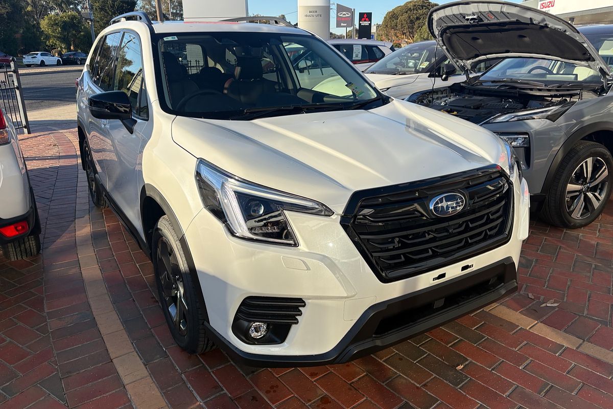 2025 Subaru Forester STI Sport S5