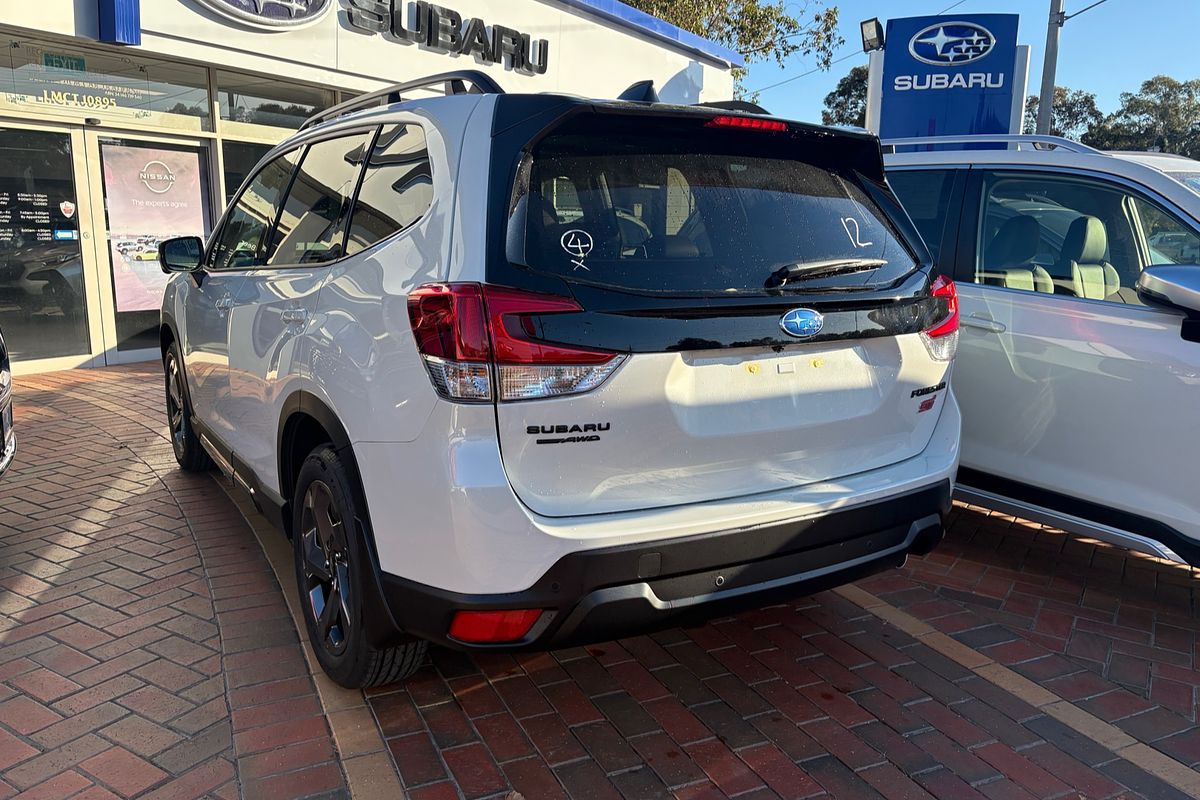 2025 Subaru Forester STI Sport S5