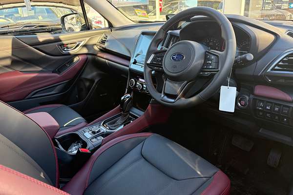 2025 Subaru Forester STI Sport S5